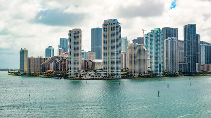 skyline skyscraper downtown building. miami skyline skyscraper building with cityscape.