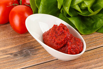 Tomato puree sauce for cooking