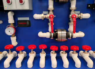 Heating connection system. A pump for a water underfloor heating system at home