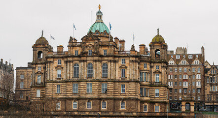 Obraz premium Edinburgh cityscape in spring time 