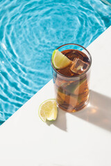 cocktail in the pool - 593895209