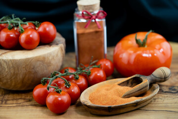 Instant Tomatenpulver aus sonnengereiften und getrochneten Tomaten 