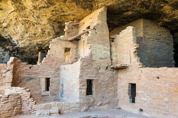 Ancestral Puebloan Cliff Dwellings at Mesa Verde National Park