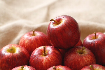 fresh red apple texture background in the supermarket