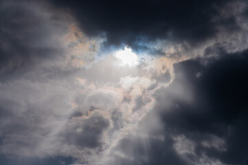 Fototapeta na wymiar Dramatische Wolken am Himmel