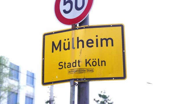 a street sign cologne mülheim
