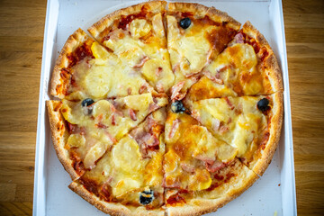 pizza tartiflette avec fromage