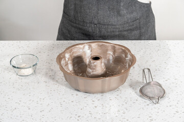 Simple vanilla bundt cake from box cake