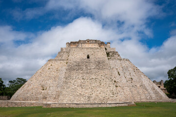 Fototapeta na wymiar Uxmal - Pyramid of the magician
