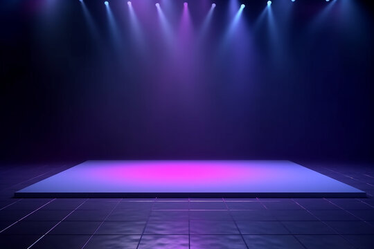 O palco escuro mostra, azul escuro vazio, roxo, fundo rosa, luz neon, holofotes, o piso de asfalto e a sala de est&uacute;dio com fuma&ccedil;a flutuam na textura interior para produtos de exibi&ccedil;&atilde;o