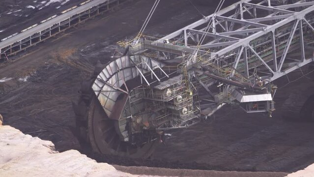 Schaufelradbagger im Braunkohletagebau, Garzweiler, Rheinisches Braunkohlenrevier, Nordrhein-Westfalen, Deutschland