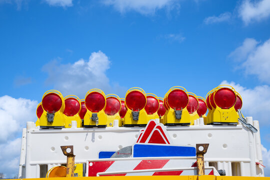 Baustelle Warnleuchten, Absperrung, Barke