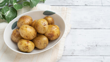 日本の家庭料理｜ジャガイモの煮物・新じゃがの煮っころがし(甘辛煮)　イメージ