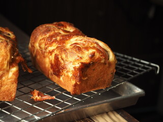 cheese and bacon bread loaf
