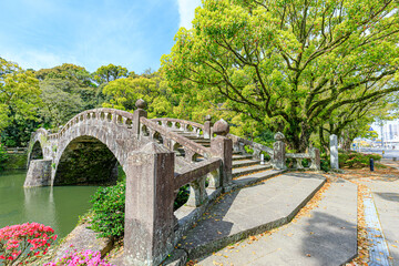 春の諫早公園の眼鏡橋　長崎県諫早市　Spectacles Bridge in Isahaya Park in spring. Nagasaki Pref, Isahaya city.