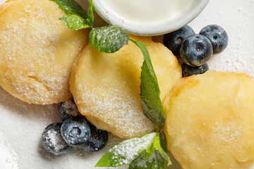 Cottage cheese pancakes with berries