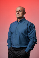 Obraz premium Businessman with hands in pockets