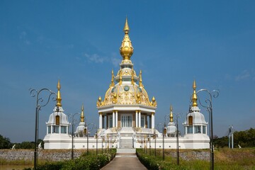 Fototapeta na wymiar Maha Rattana Chedi of Wat Thung Setthi, Khon Kaen, Isan, Thailand, Asia