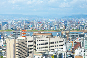 Fototapeta premium 大阪市中心部から望む街並み