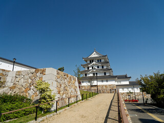 兵庫県尼崎市 快晴の尼崎城址公園