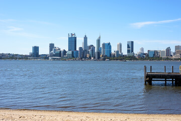 city skyline of Perth in the summer, Swan River, Perth, Western Australia, Australia, Ozeanien