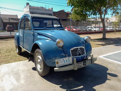 old blue Citroen 3CV 1960-1979 in a park. AAA 2022 classic car show