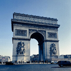 Fototapeta na wymiar arc de triomphe , Paris France