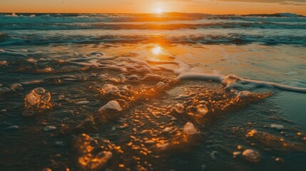 Fototapeta na wymiar Beautiful sunset on the beach.