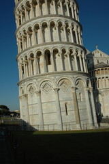 Obraz premium Pendenza della torre di Pisa.in piazza dei Miracoli 