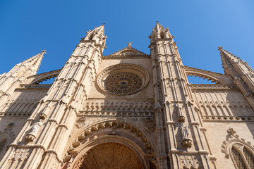 La basilica cattedrale di Santa Maria, a Palma di Maiorca, Spagna 
