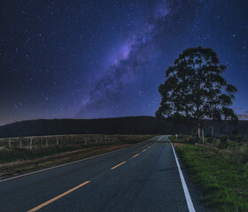 Naklejka premium road in the night