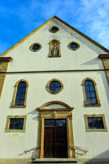 Fototapeta na wymiar Kirche St. Lambertus in Mingolsheim-Bad Schönborn, Baden-Württemberg