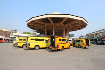 タイ　ソンテウのあるターミナル