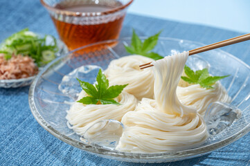 夏の風物詩　素麺