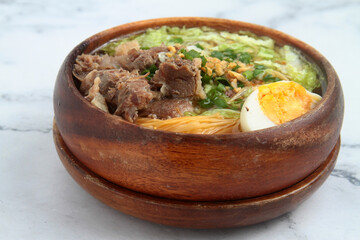 Freshly cooked Filipino food called Beef Pares Mami