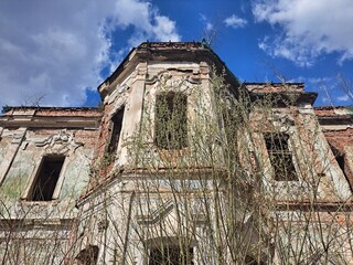 Nikolskoye-Prozorovskoye is an abandoned estate of the Princes Prozorovsky in the Mytishchi district of the Moscow region, near Marfino.