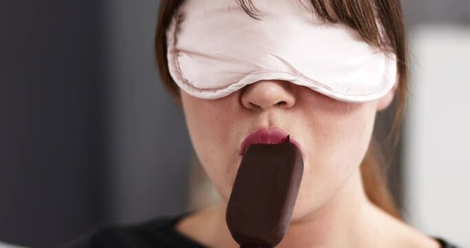 Blind Taste. Blindfolded Food Test
