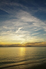 沖縄県小浜島　トゥマールビーチの美しい朝焼け