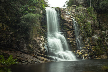 Obraz premium waterfall in the city of Santo Antonio do Itambé, State of Minas Gerais, Brazil