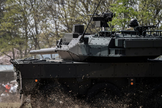 日本　陸上自衛隊　機動戦闘車