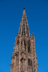 Fototapeta na wymiar cathedral in Strasbourg