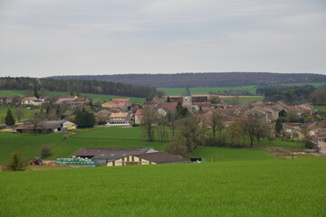 Fototapeta na wymiar Village de Clinchamp en Haute-Marne.