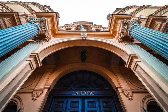 facade of the schwerin castle