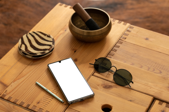 smartphone isolated on white screen / Smartphone Mockup / Isolated Smartphone / Mobile phone / Isolated Phone with Decor / Isolated Screen / PNG / Buisness / Advertising / Mock up