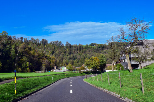 Bennwilerstrasse bei H&ouml;lstein , Kanton Basel-Landschaft (BL)