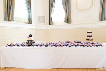 Fototapeta na wymiar Wedding Cake Table