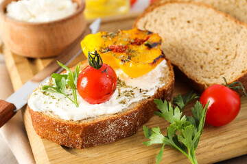 Fototapeta na wymiar Toast with tasty grilled vegetables, concept of delicious appetizer