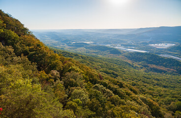 Fototapeta na wymiar Overlook at Chickamauga and Chattanooga National Military Park