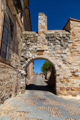 Puerta de Olivares (siglo X). Una de las puertas de la muralla de la ciudad. Zamora, Castilla y...