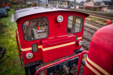 Alte Diesellokomotive mit Eisenbahner Nostalgie